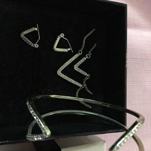 Victoria Secret jewelry set - gold tone